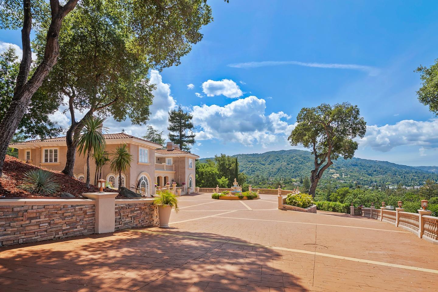 16840 Cypress Way — photo