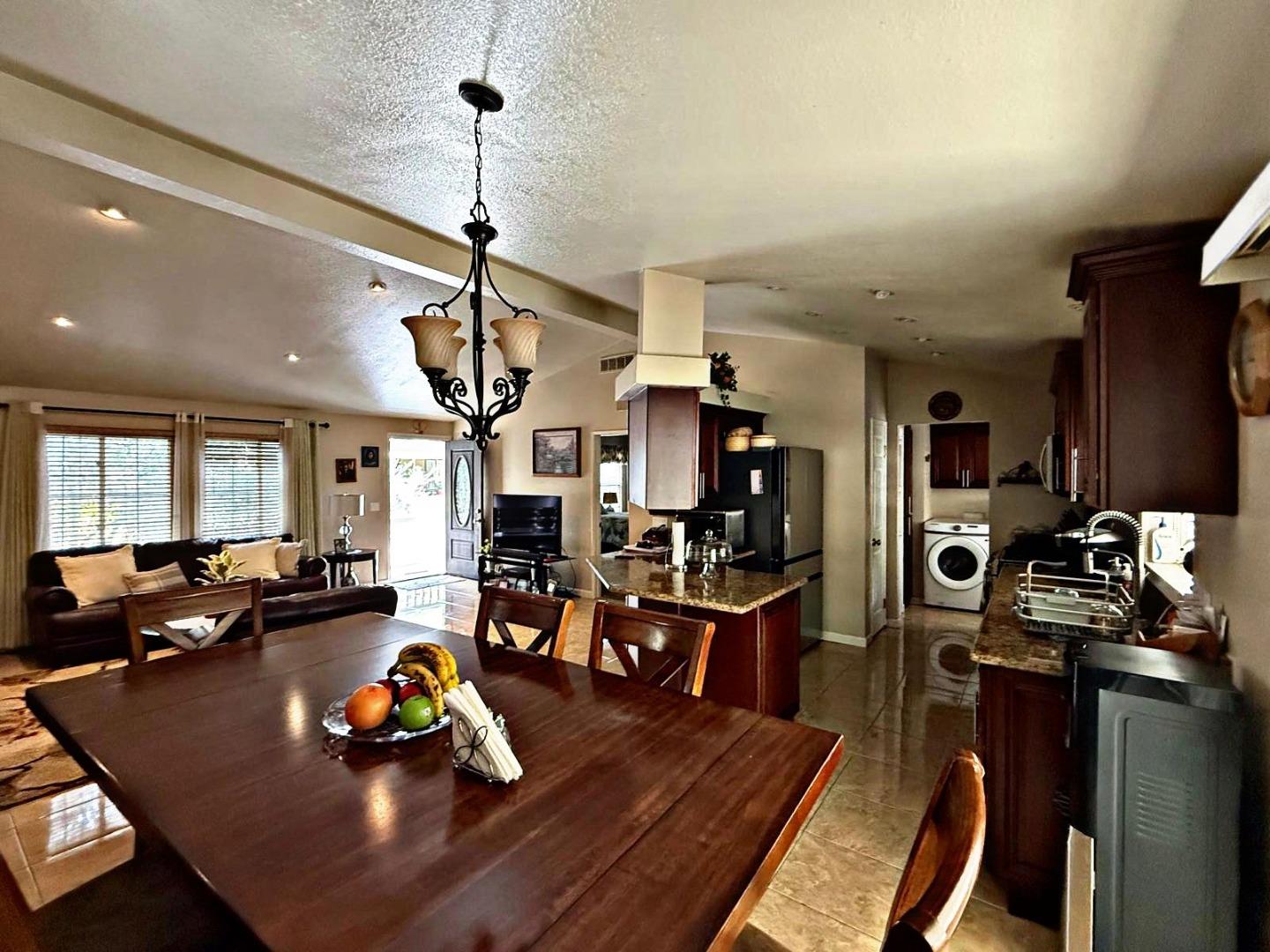 1010 Arroyo Lindo Court — photo