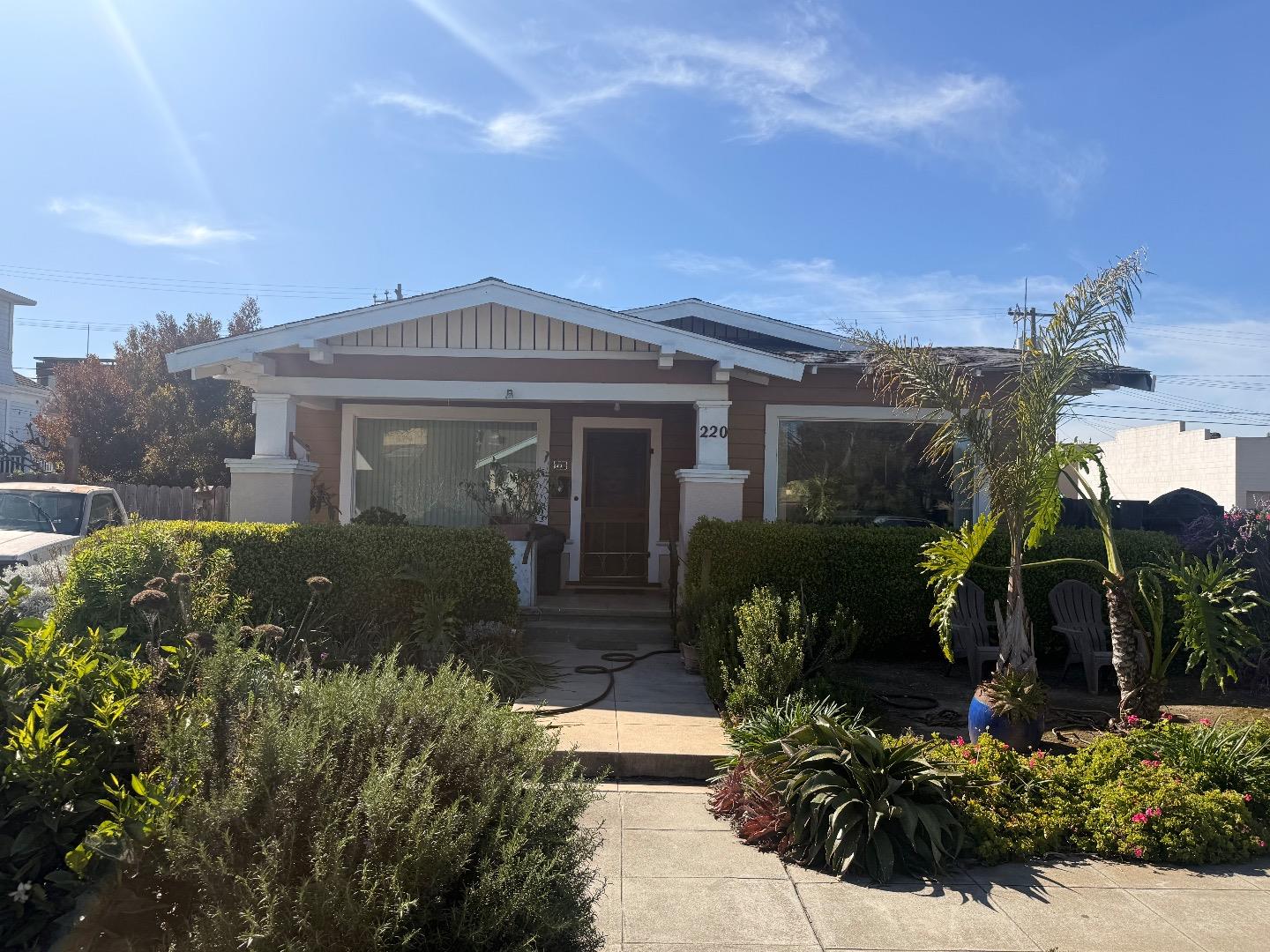 220 Pajaro Street — photo