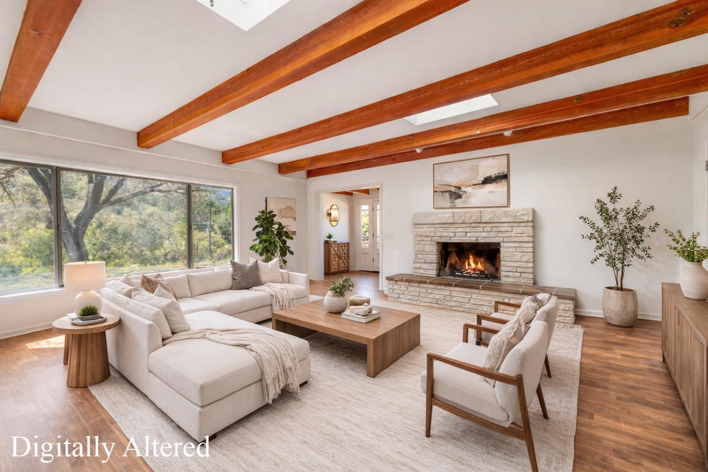 77 Laureles Grade — photo