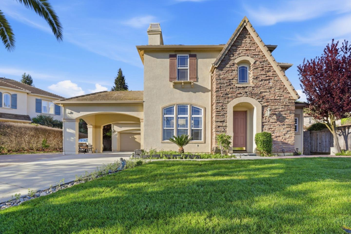 7521 Troon Court — photo