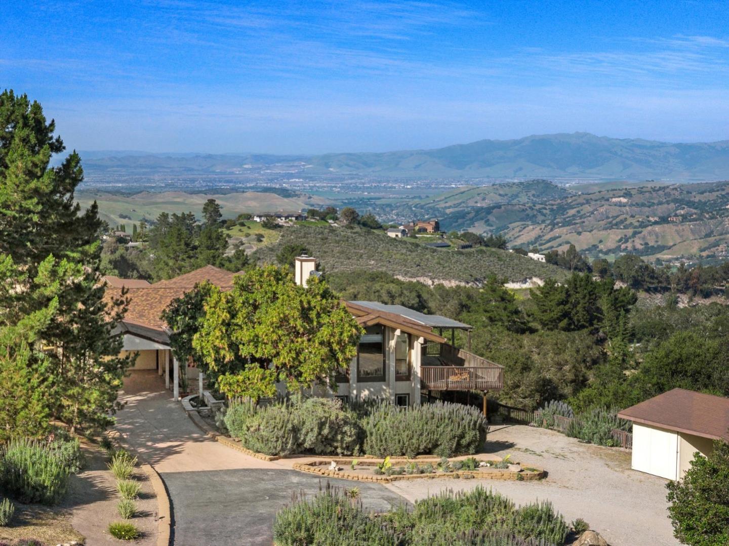 26245 Rinconada Drive — photo