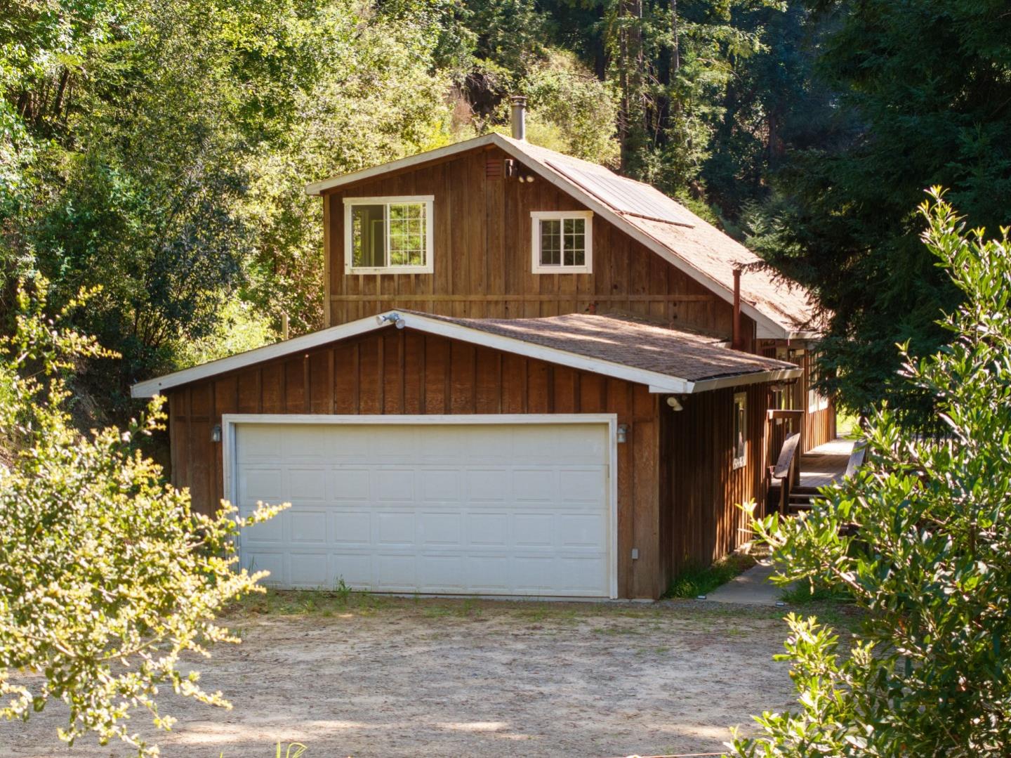 2950 Bear Canyon Road — photo