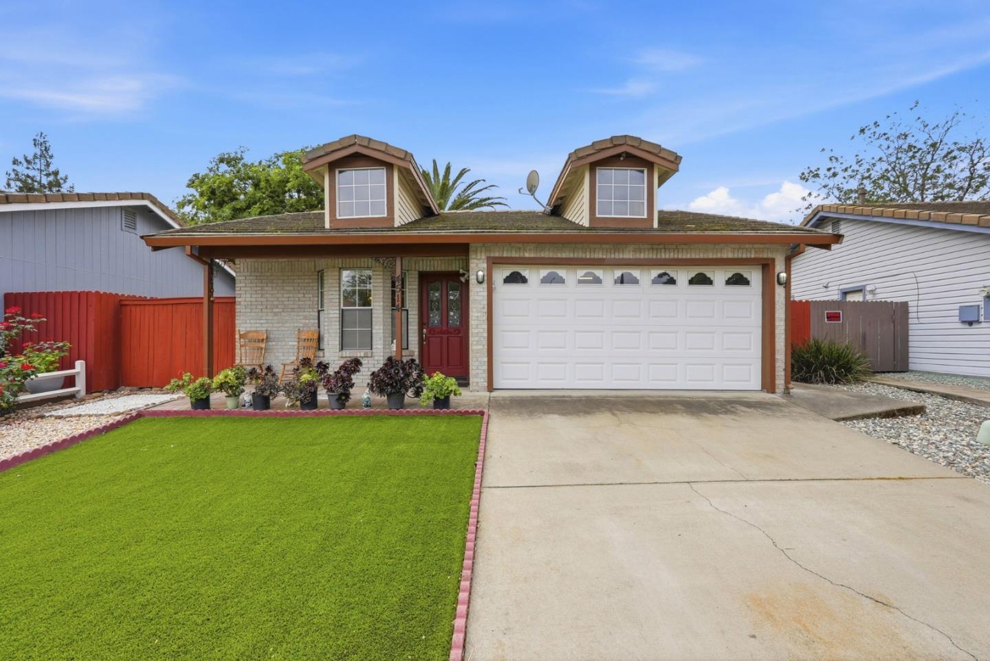 4514 Whimbrell Court — photo