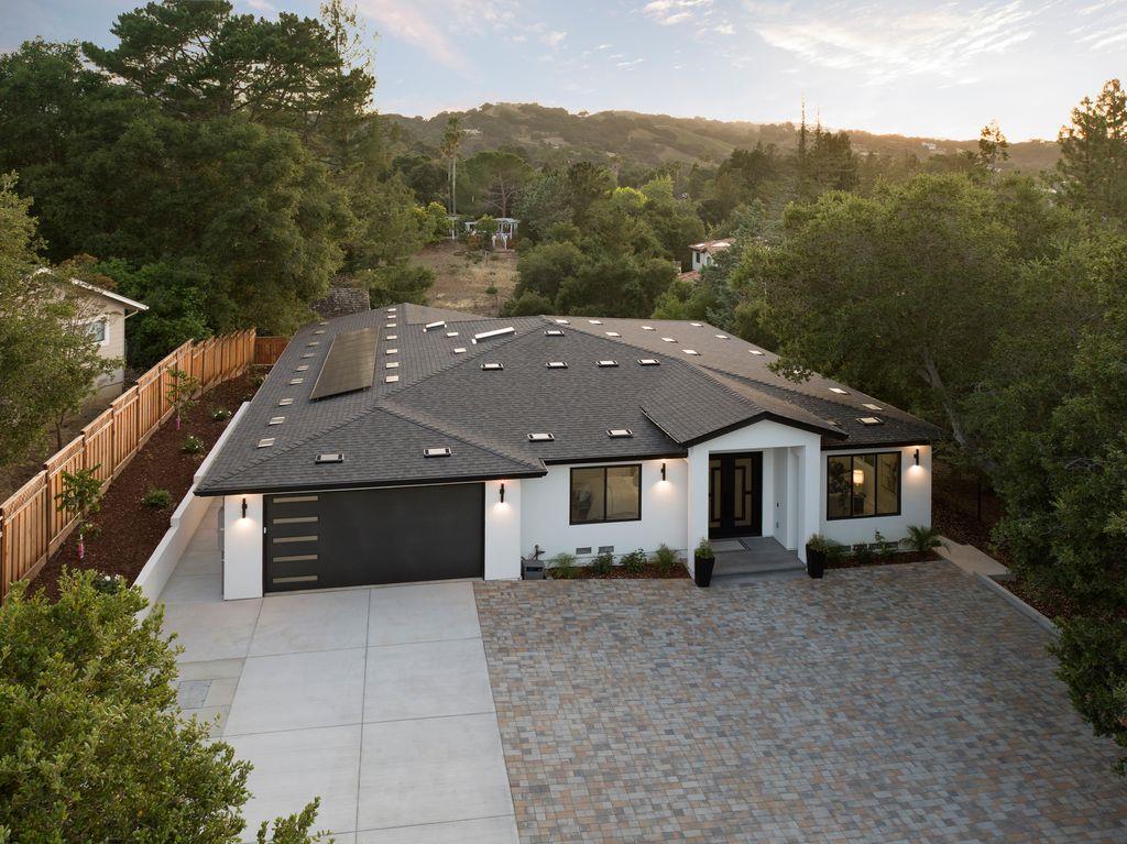 20599 Leonard Road — photo