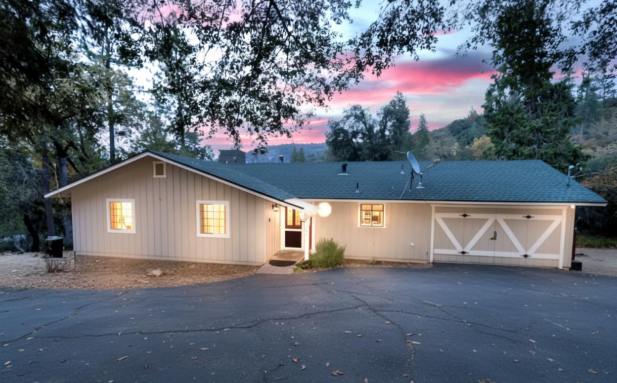 51159 Road 632 — photo