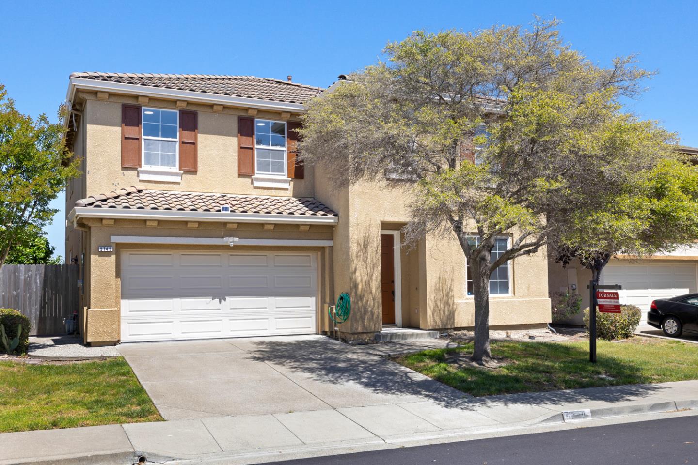 5749 Oakmont Drive — photo