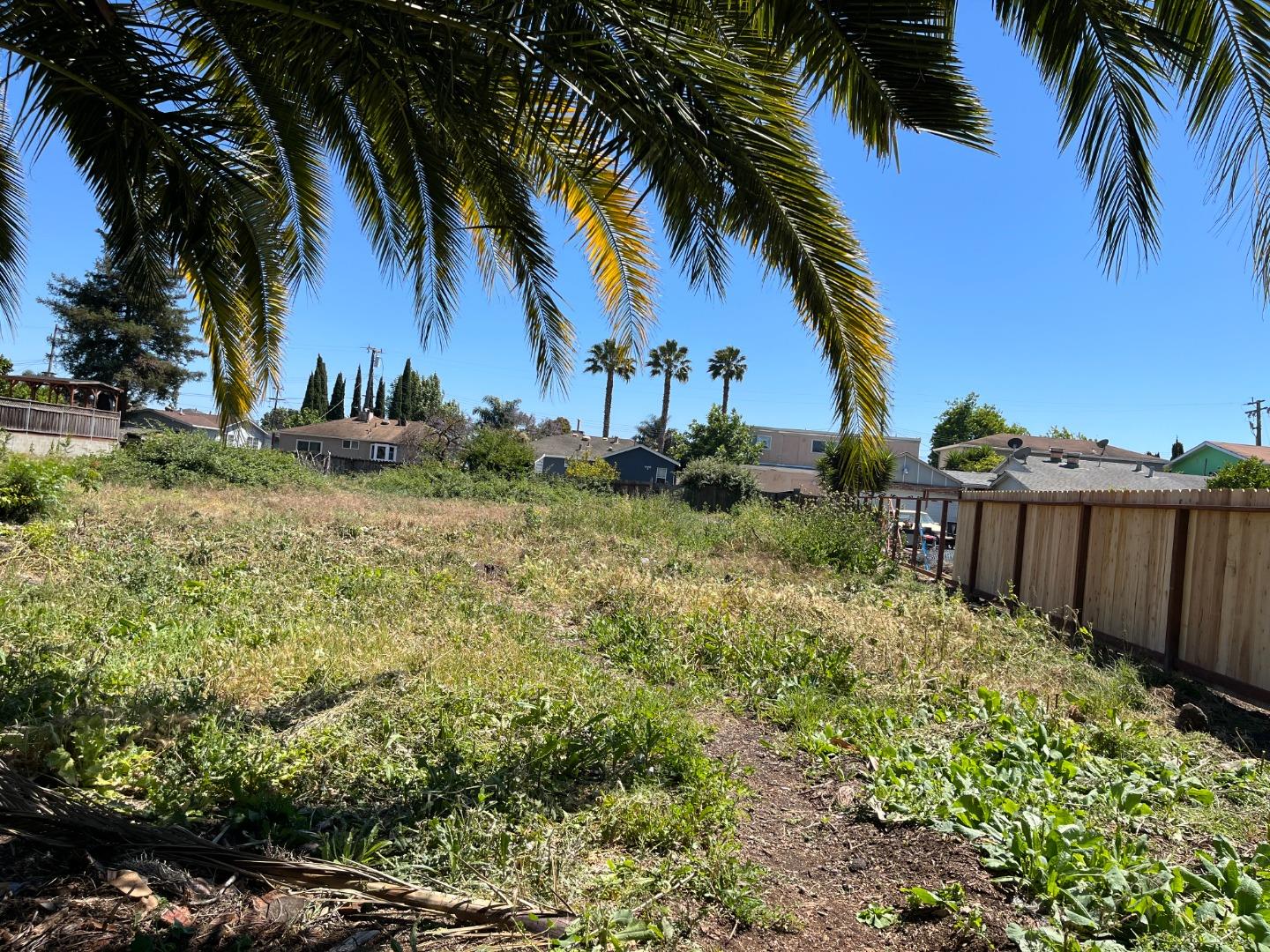 Home in East Palo Alto, CA 94303 — photo 3