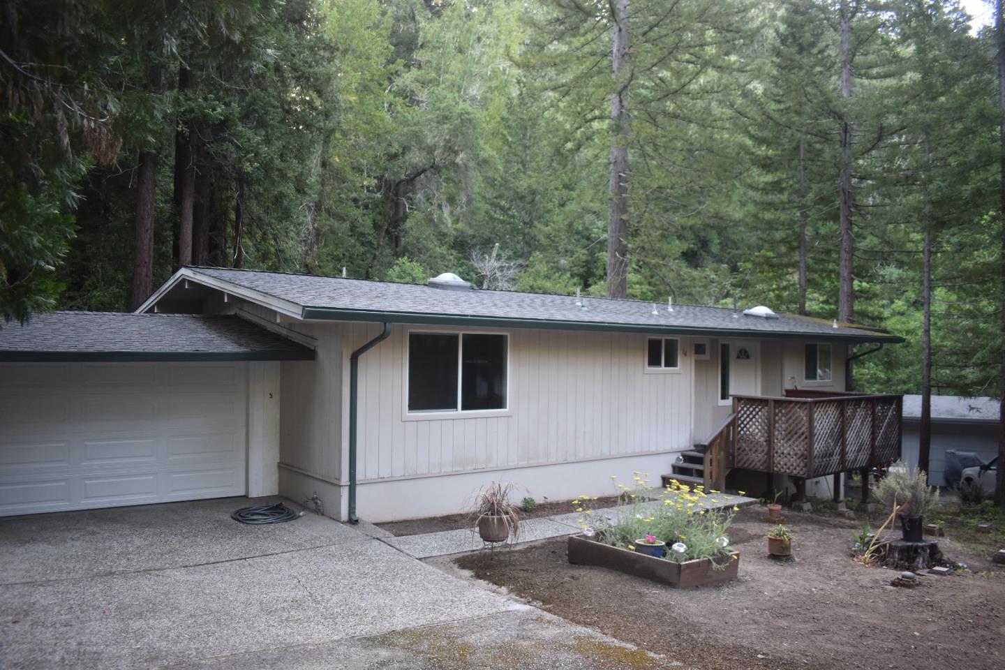 14 Fernwood Drive — photo