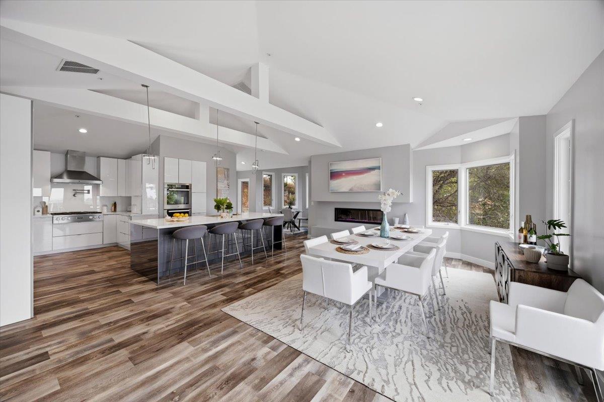3208 Longfellow Drive — photo