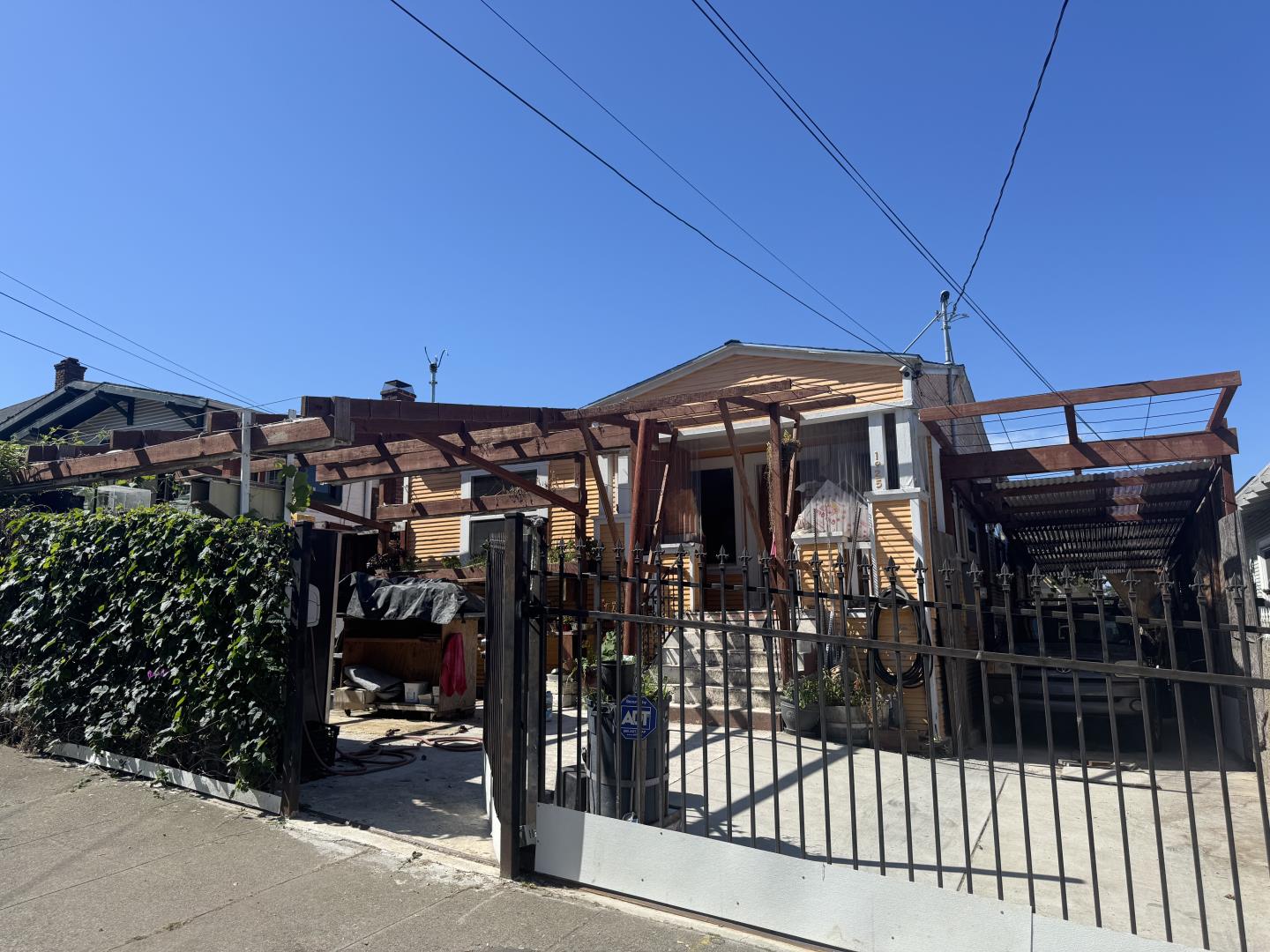 1925 E 27th Street — photo