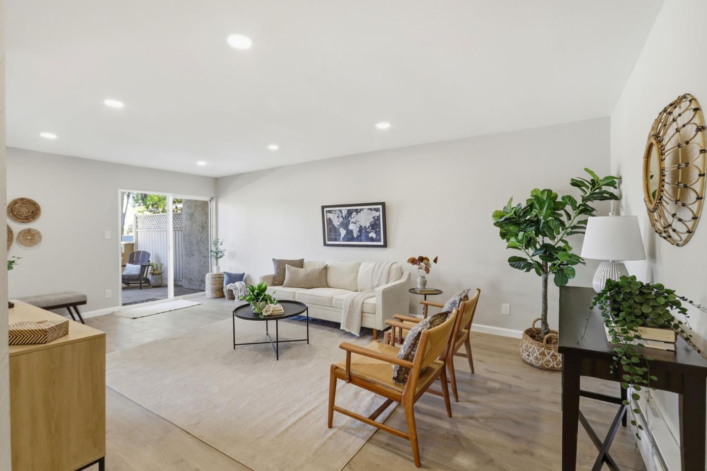 7150 Rainbow Drive — photo