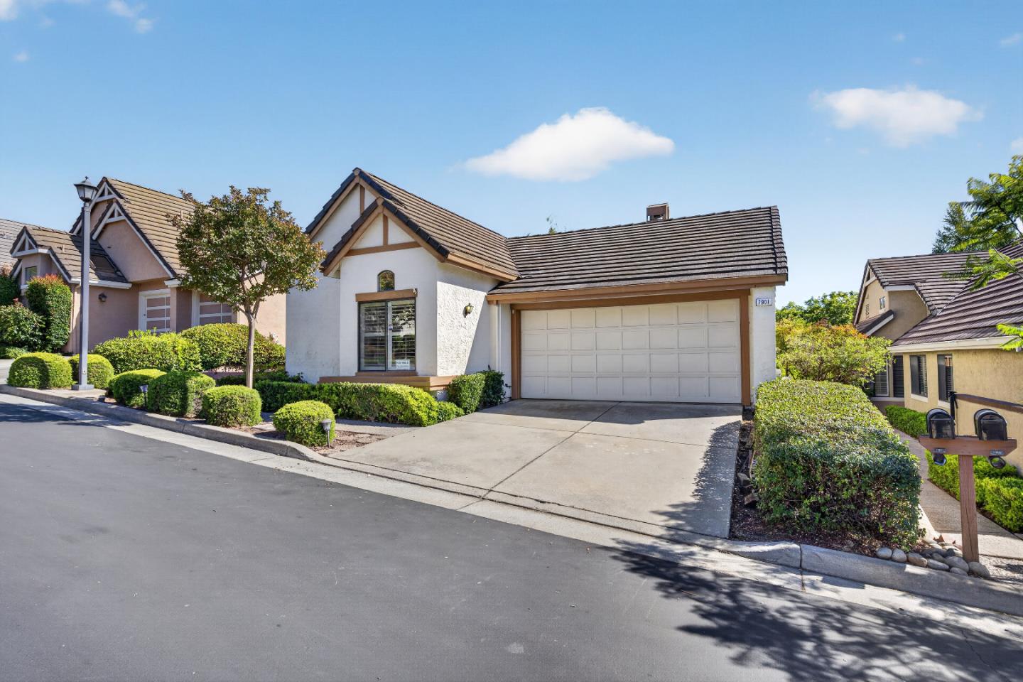 7901 Caledonia Drive — photo