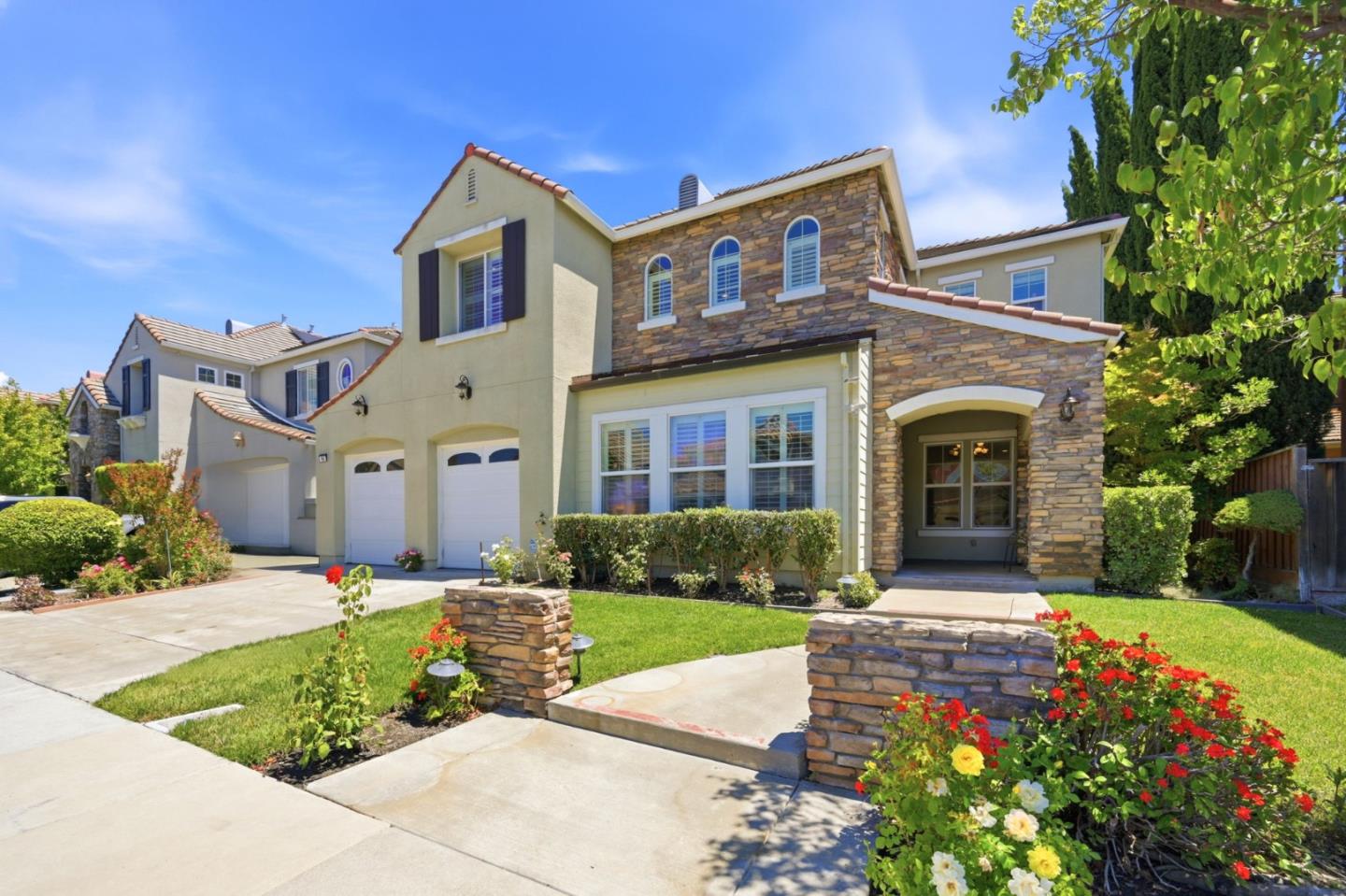 115 Macedon Court — photo