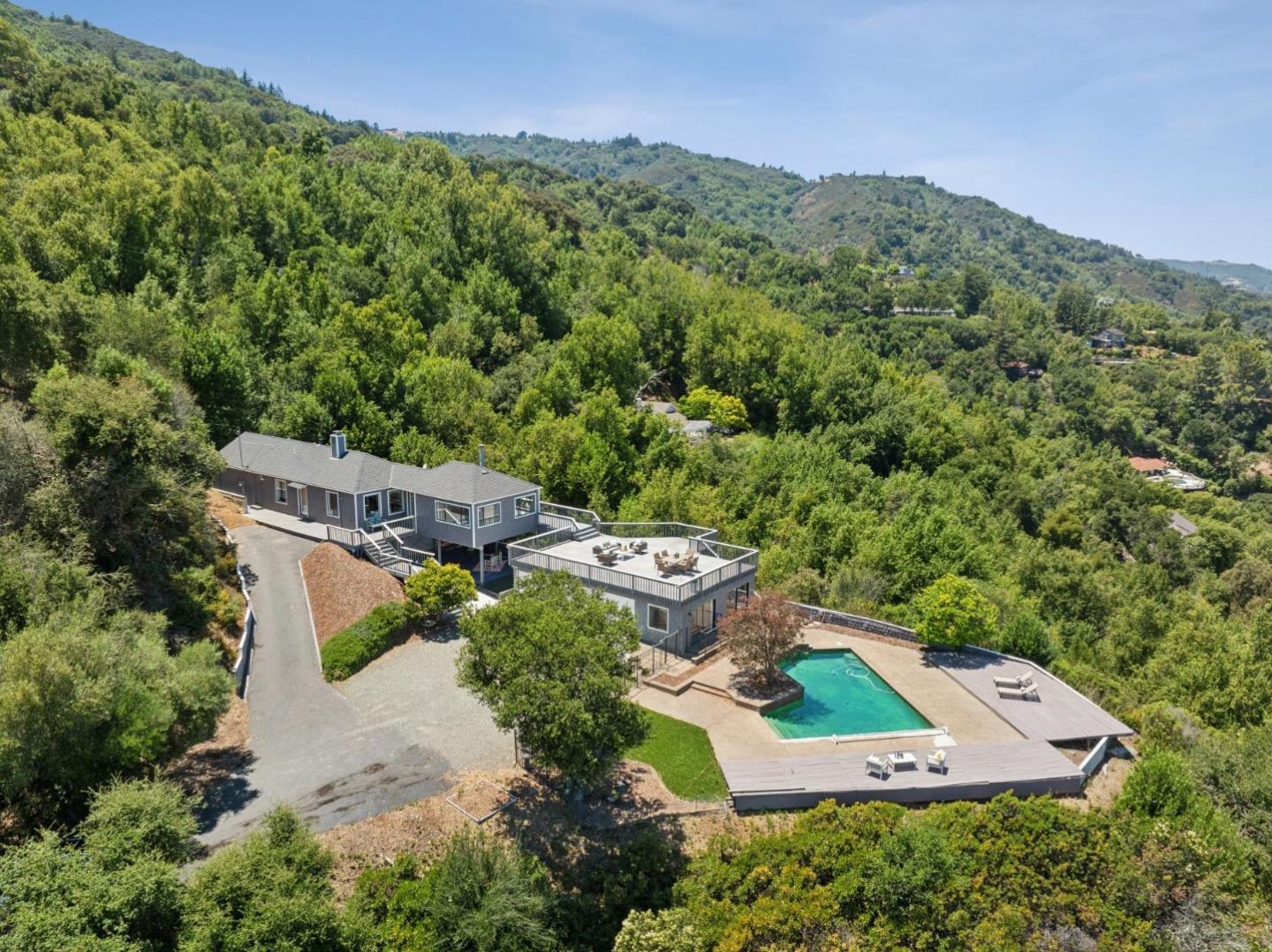 16490 Wood Acres Road — photo