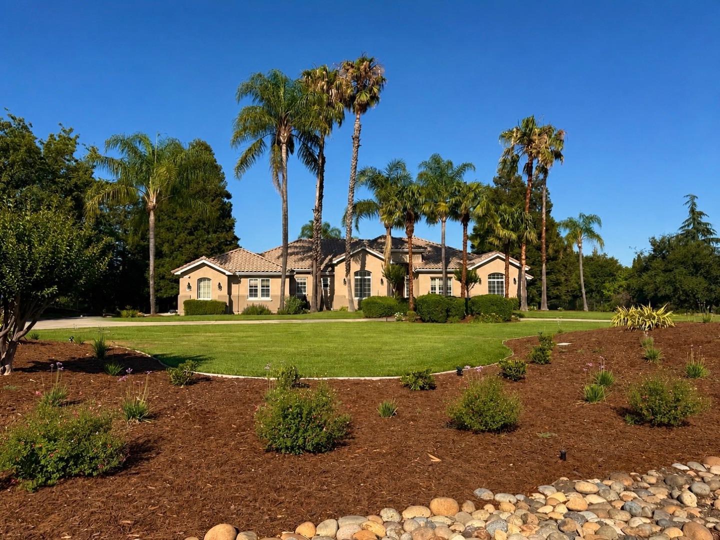 10746 Green Valley Drive — photo