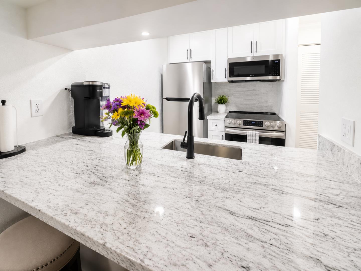 7109 Shelter Creek Lane — photo