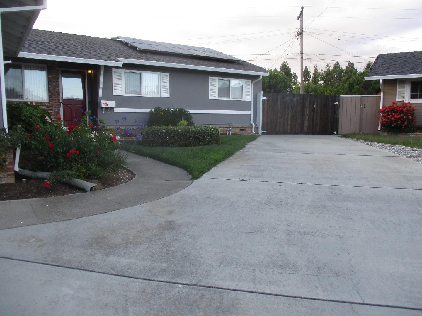 Home in Gilroy, CA 95020 — photo 2
