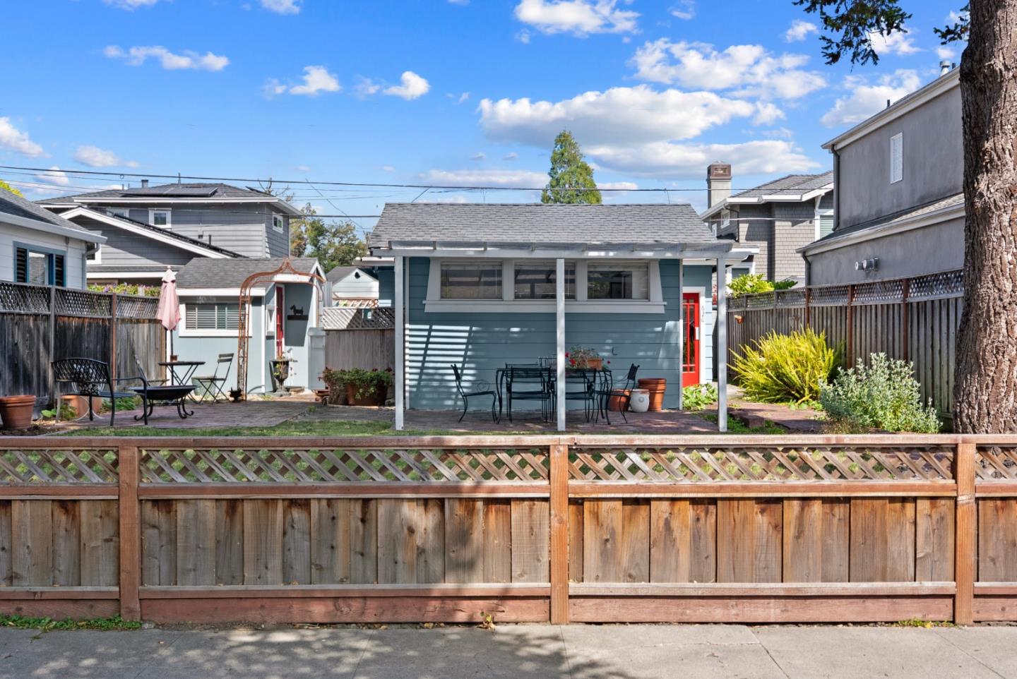 620 Sunset Drive — photo