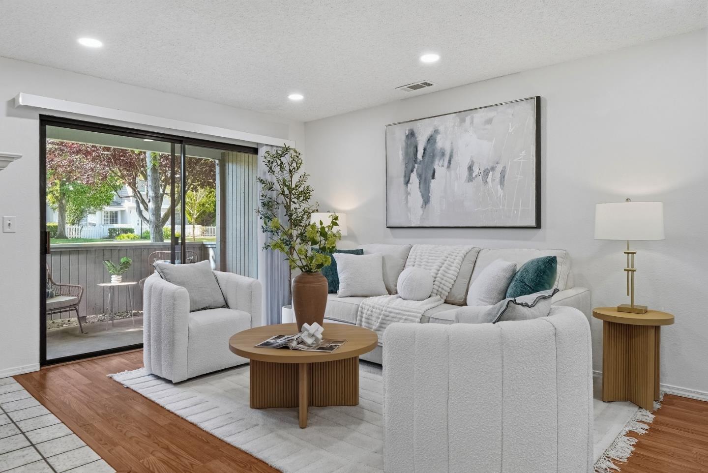 5029 Shalimar Circle — photo