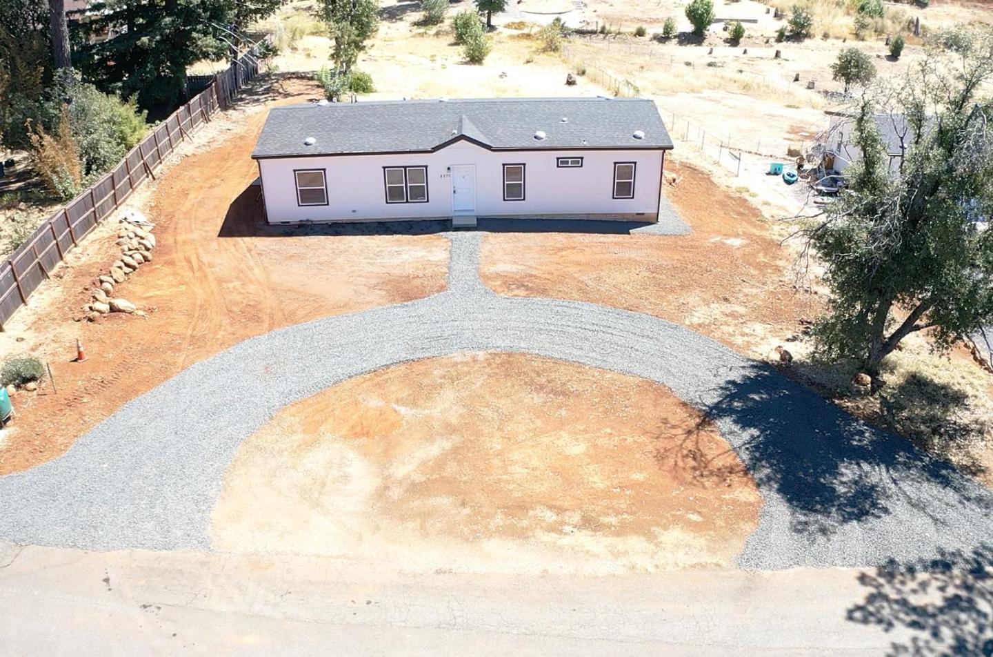 5570 De Sante Lane — photo