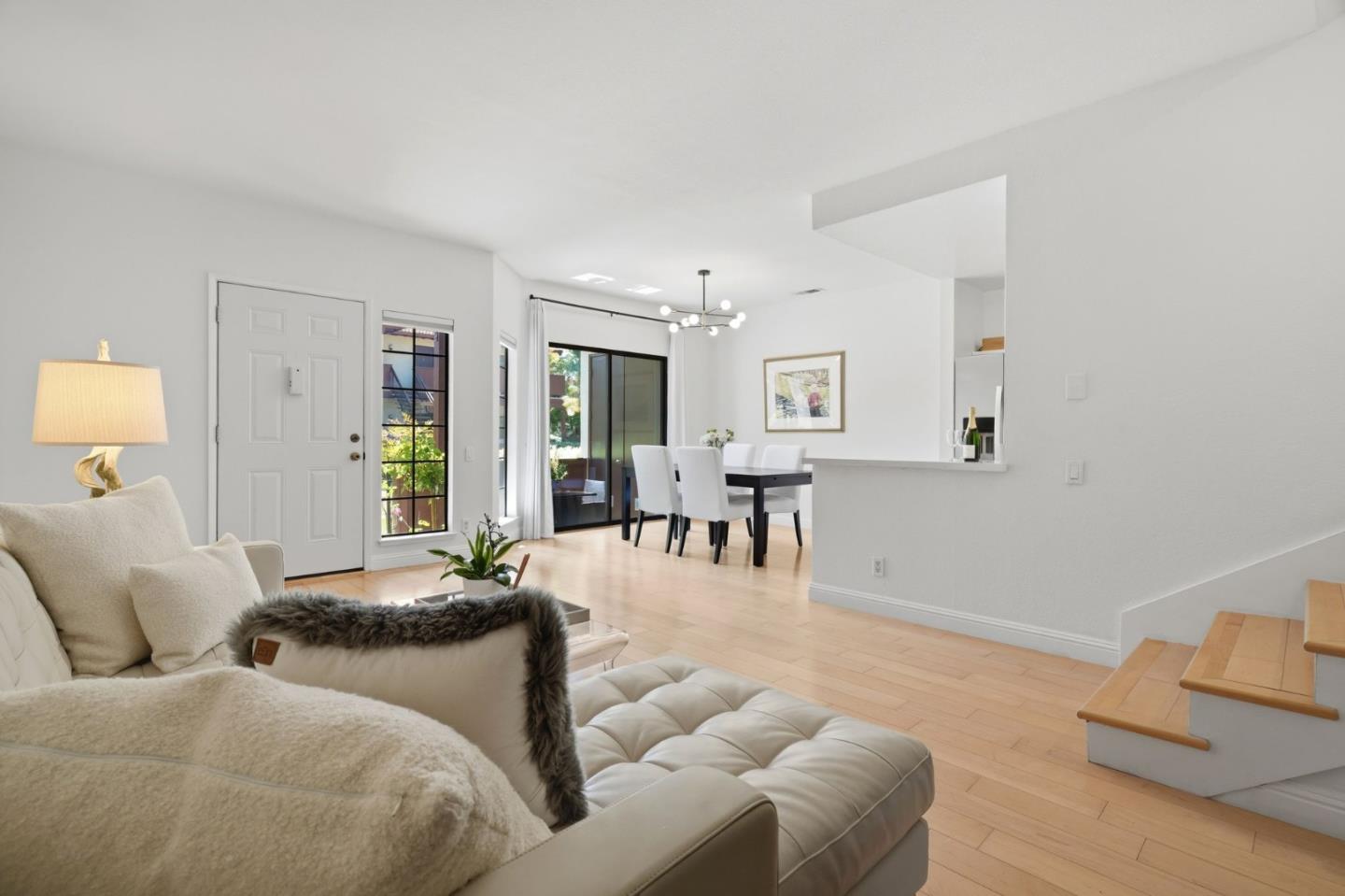 473 Costa Mesa Terrace — photo