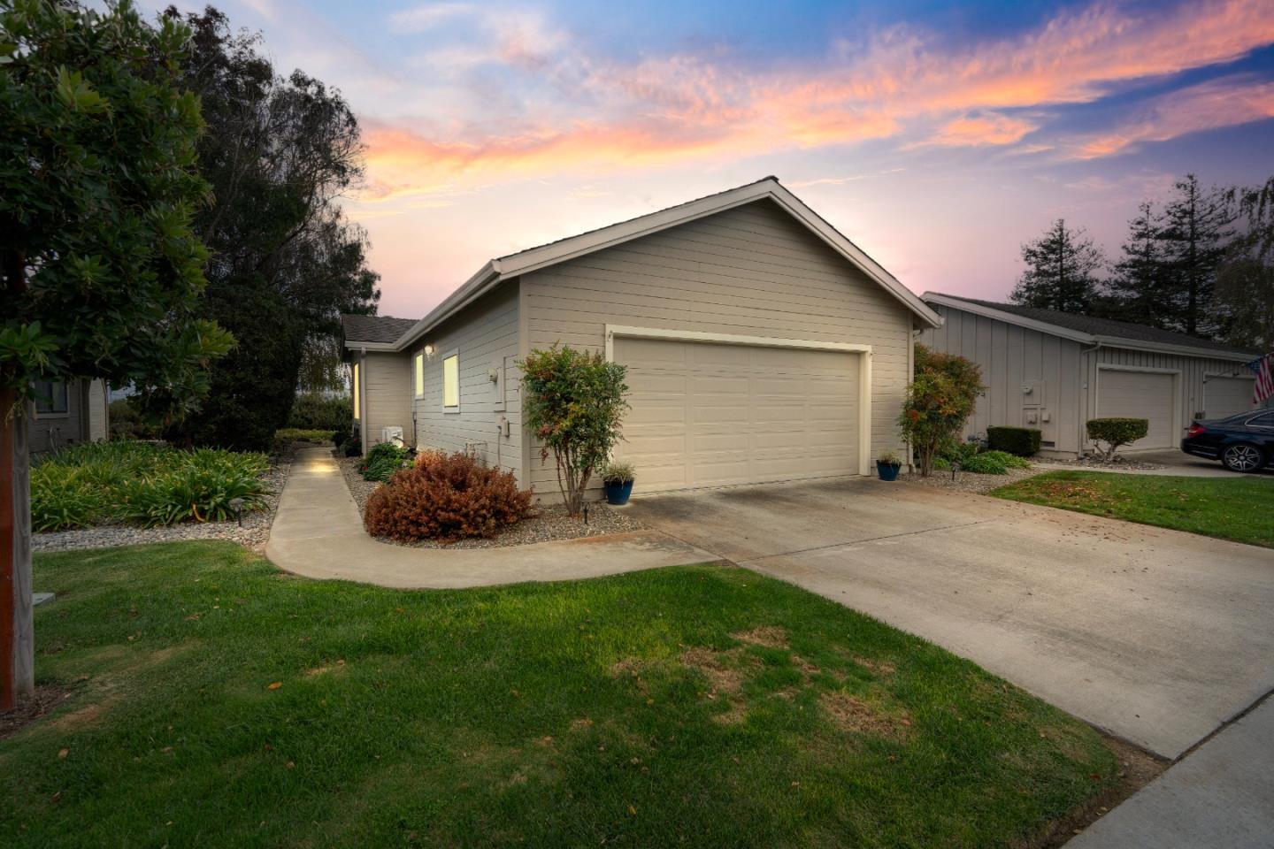 729 Helen Drive — photo