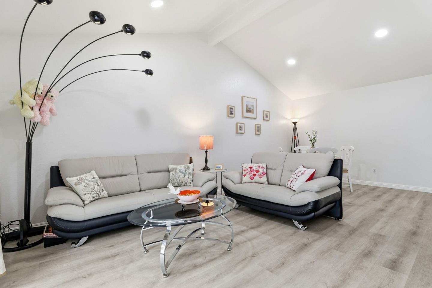 4013 Ralston Common — photo