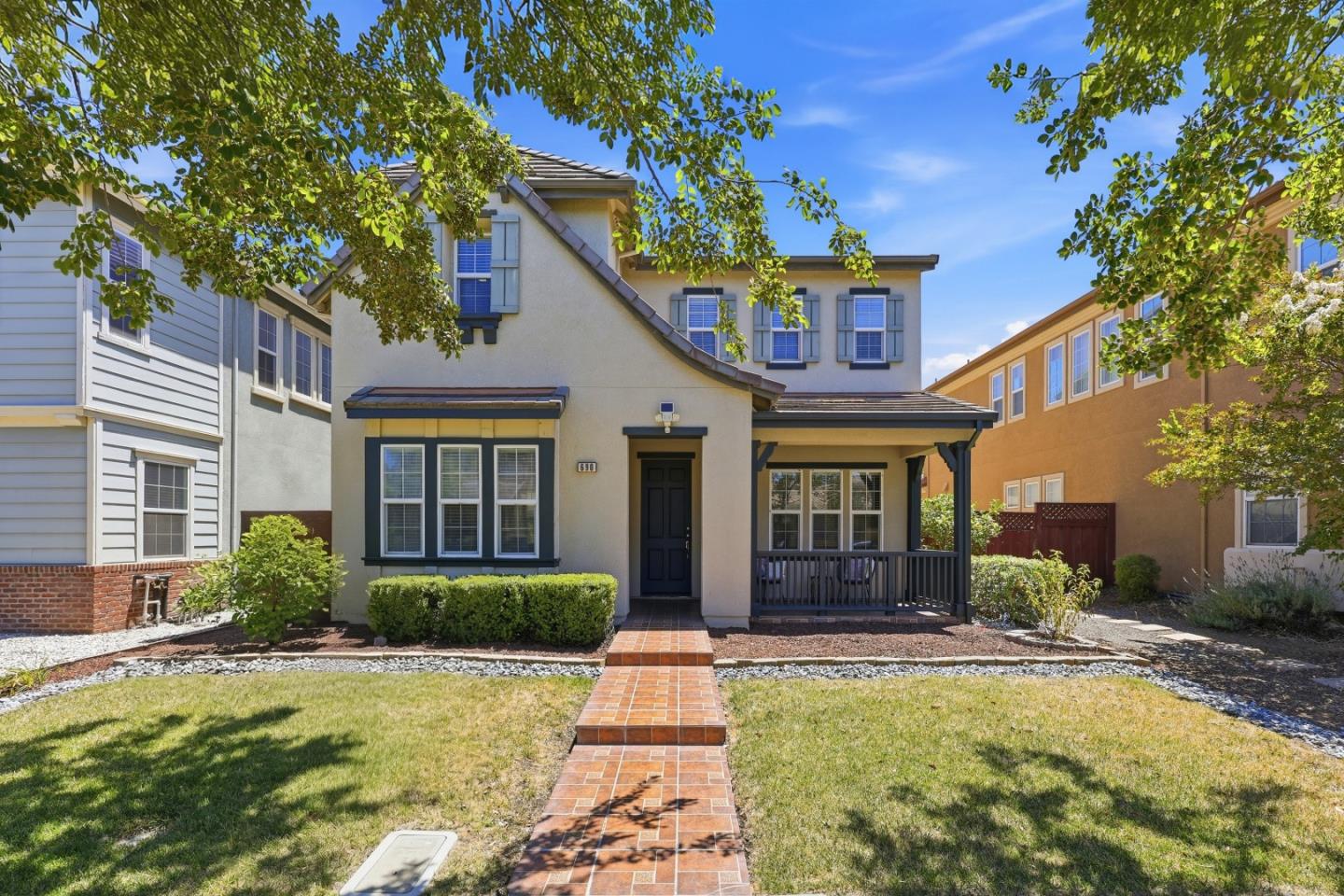 690 N San Marcos Drive — photo