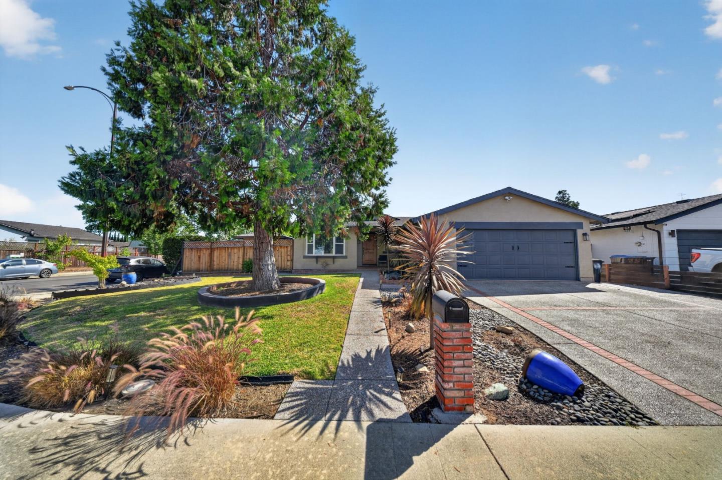 5175 Running Bear Court — photo