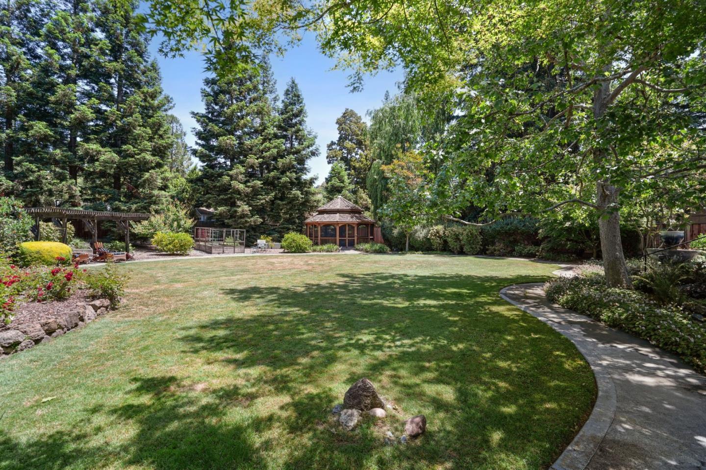 24421 Summerhill Avenue — photo