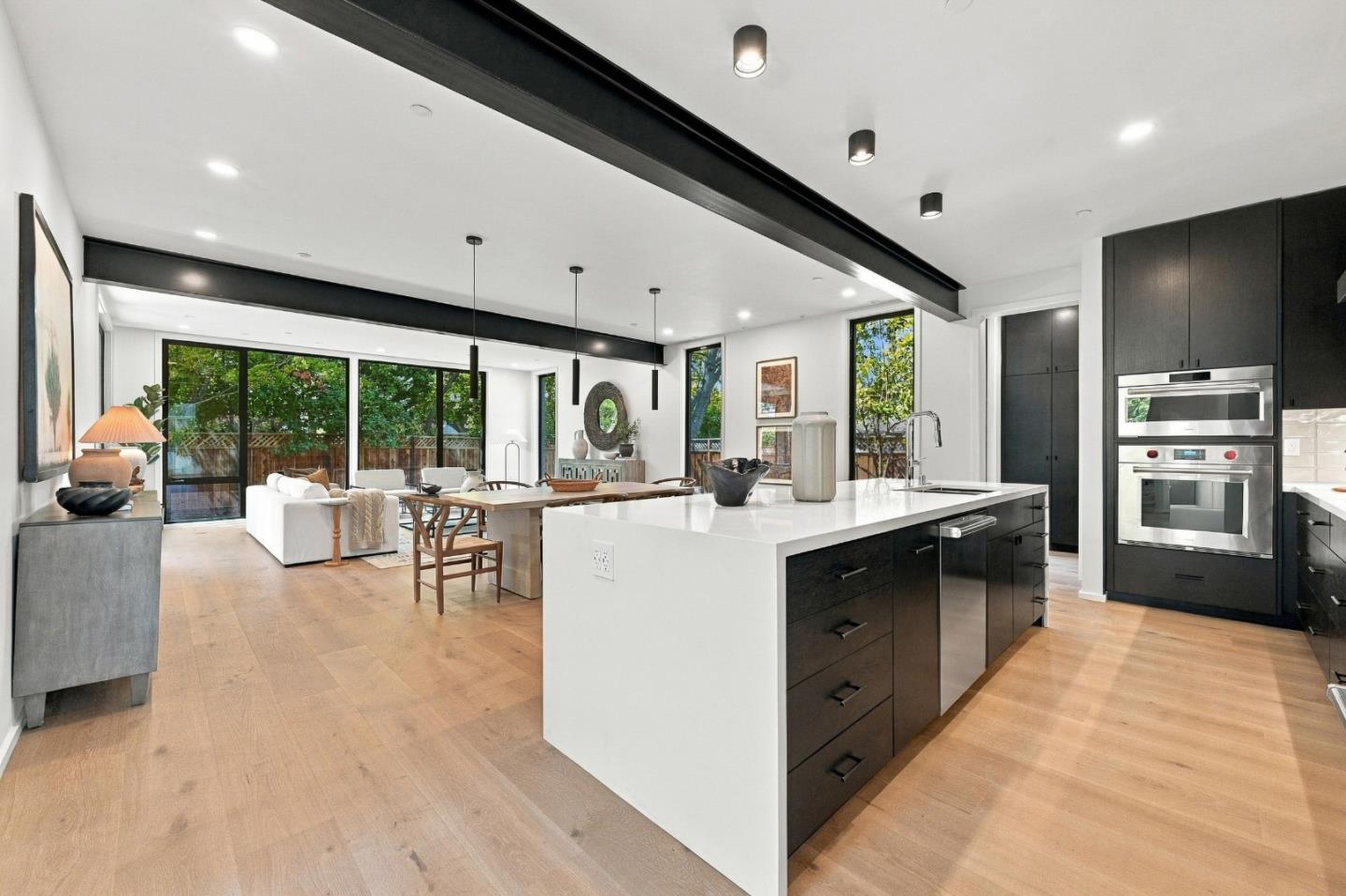 1101 May Brown Avenue — photo