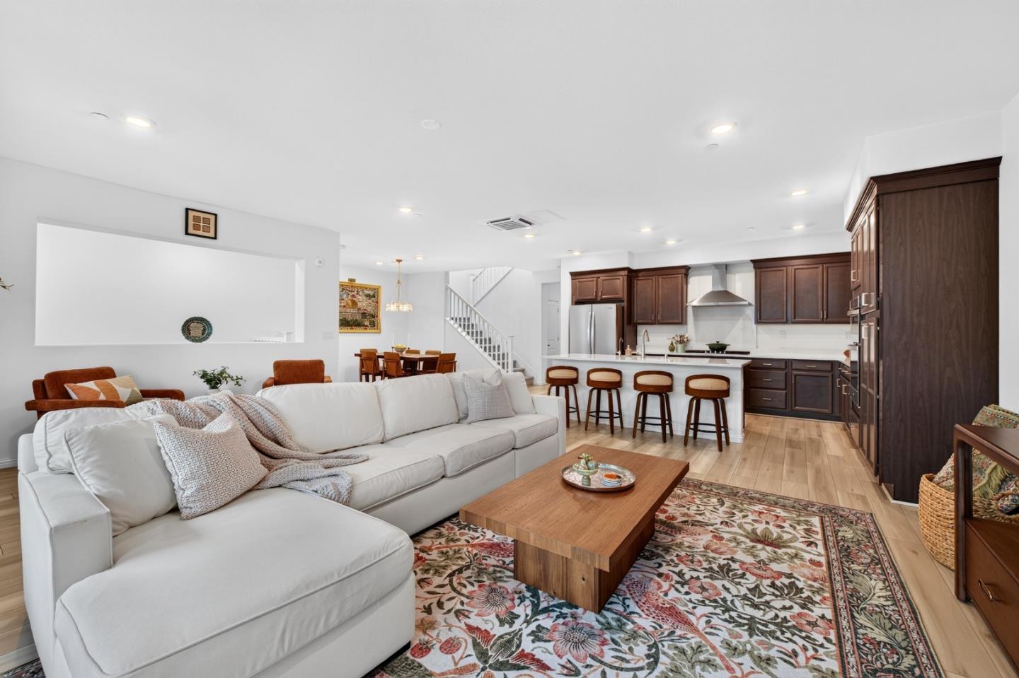 6810 Chroma Court — photo