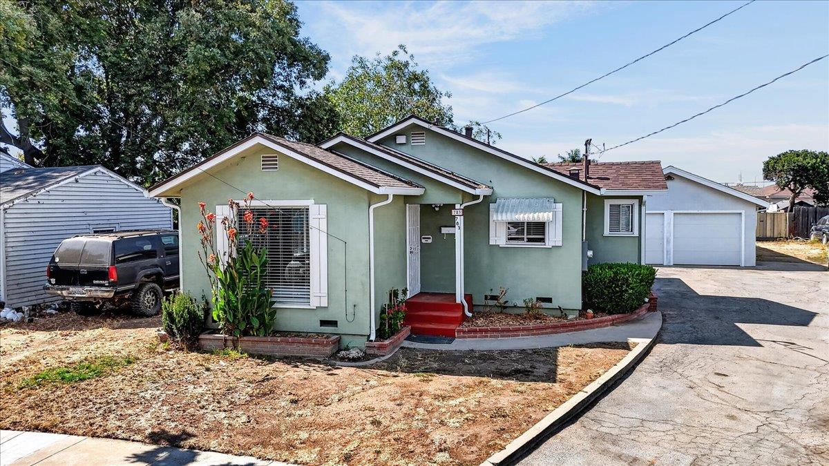 783 Josephine Street — photo
