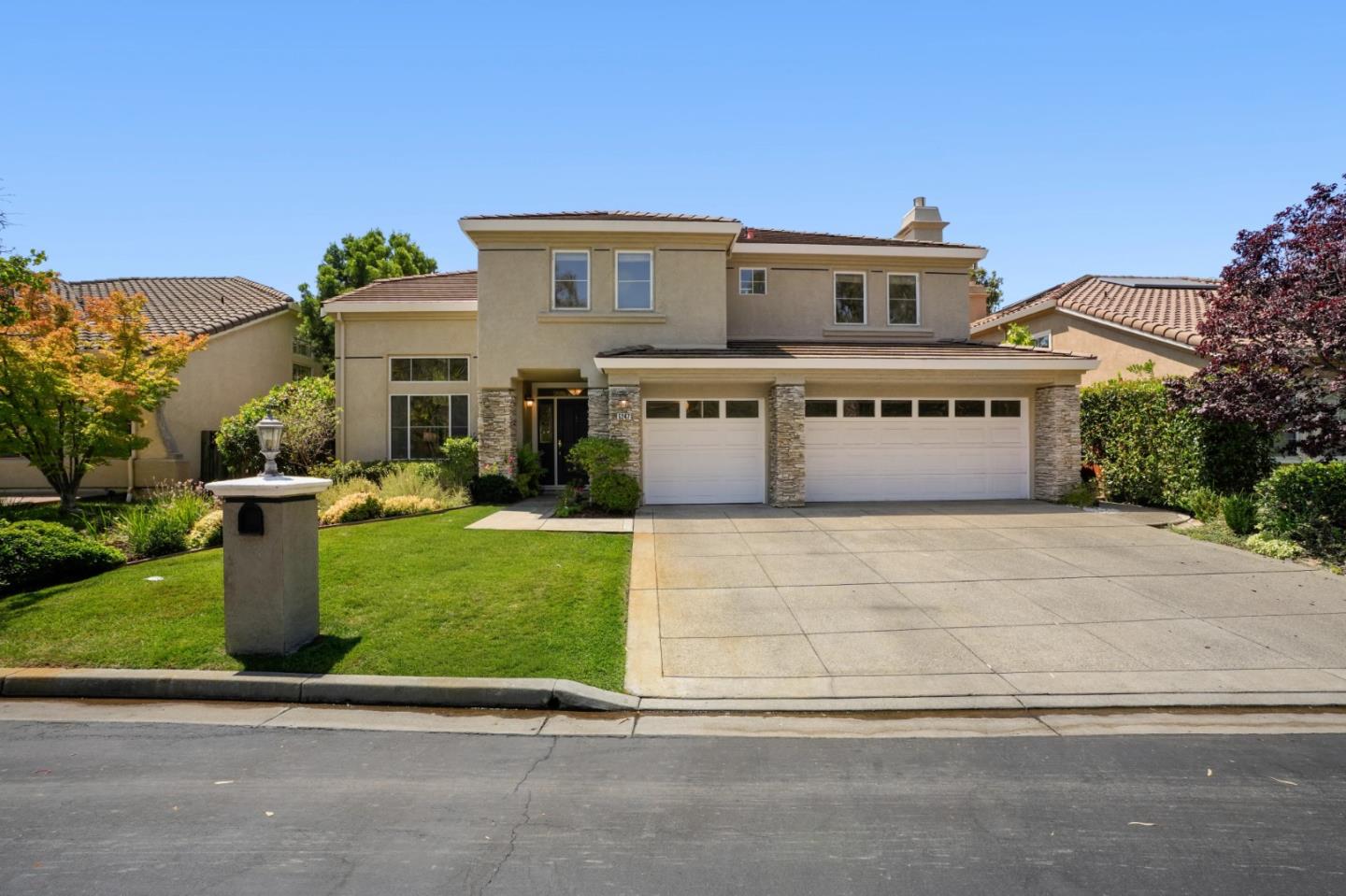 5247 Ligurian Court — photo
