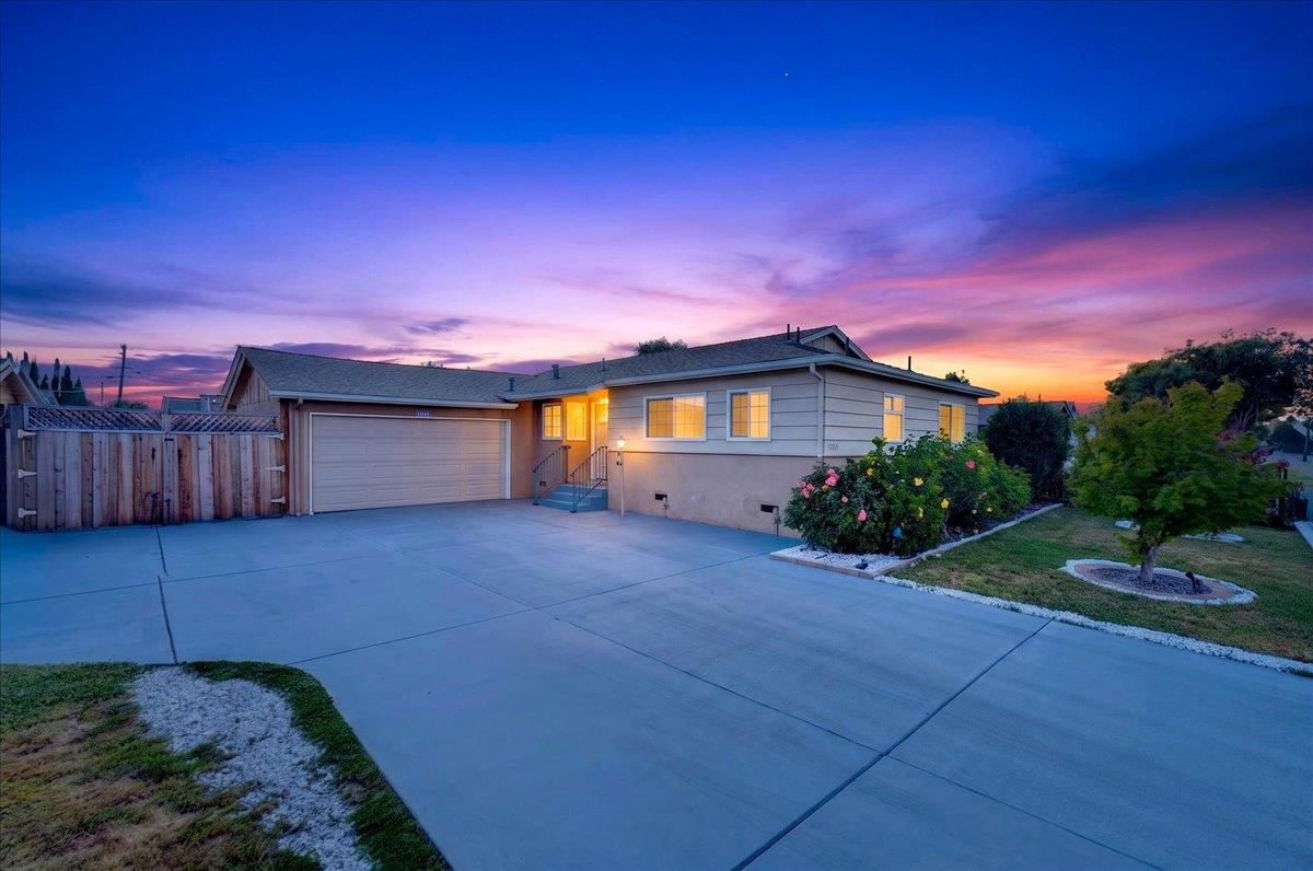 36005 Cherry Street — photo