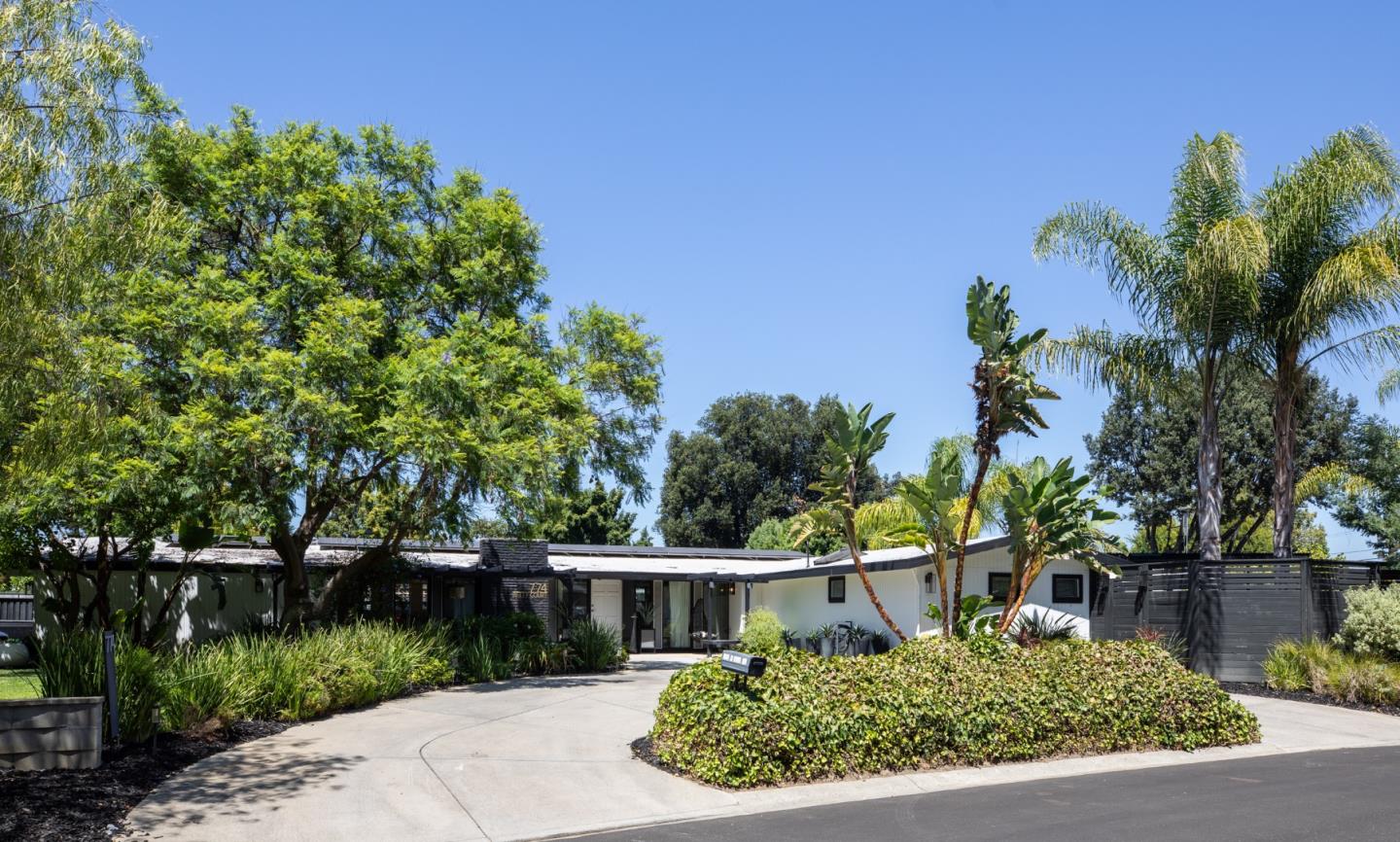 774 Betty Court — photo