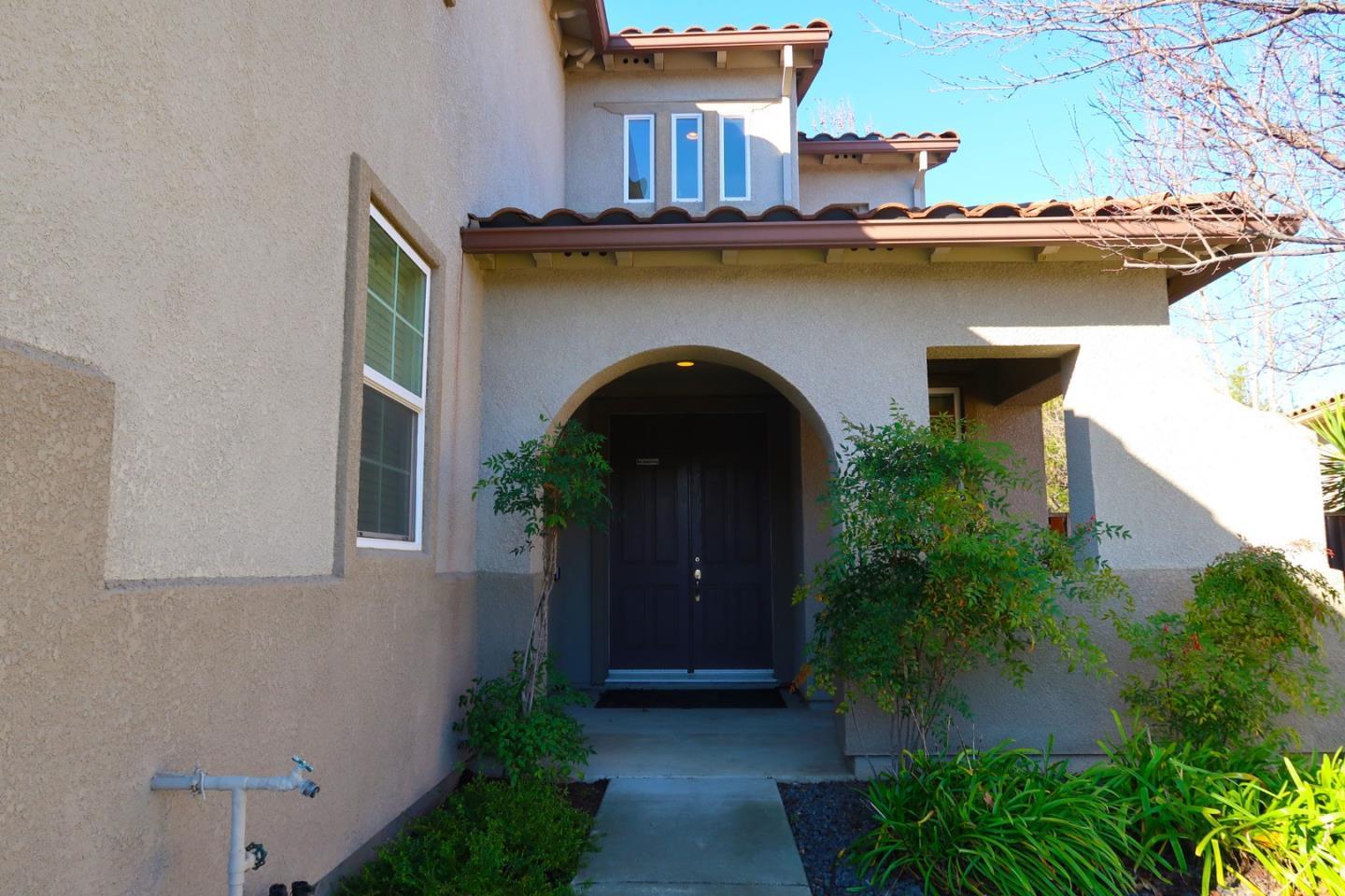 Home in Fairfield, CA 94533 — photo 3