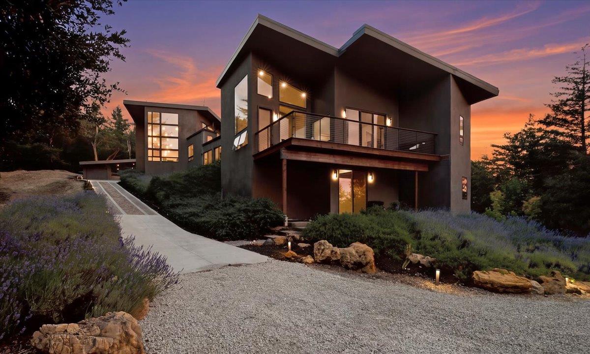 13755 Skyline Boulevard — photo