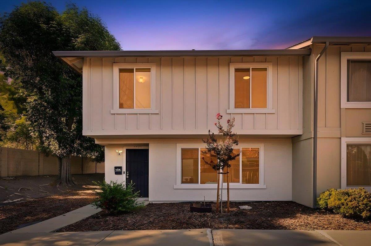 2175 Meadowgate Way — photo