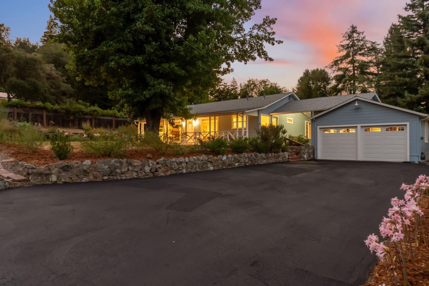 260 El Solyo Heights Drive — photo