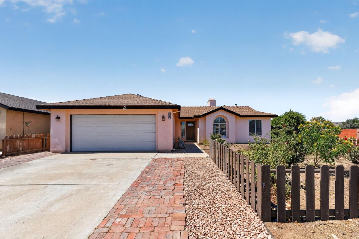 Home in Greenfield, CA 93927 — photo 2