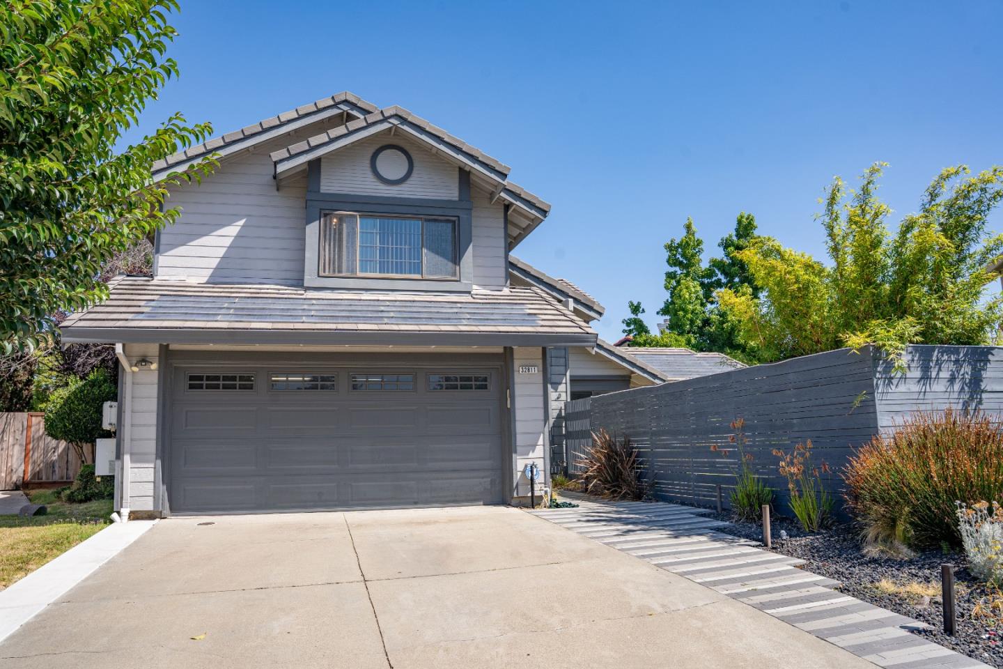 32811 Palmdale Court — photo