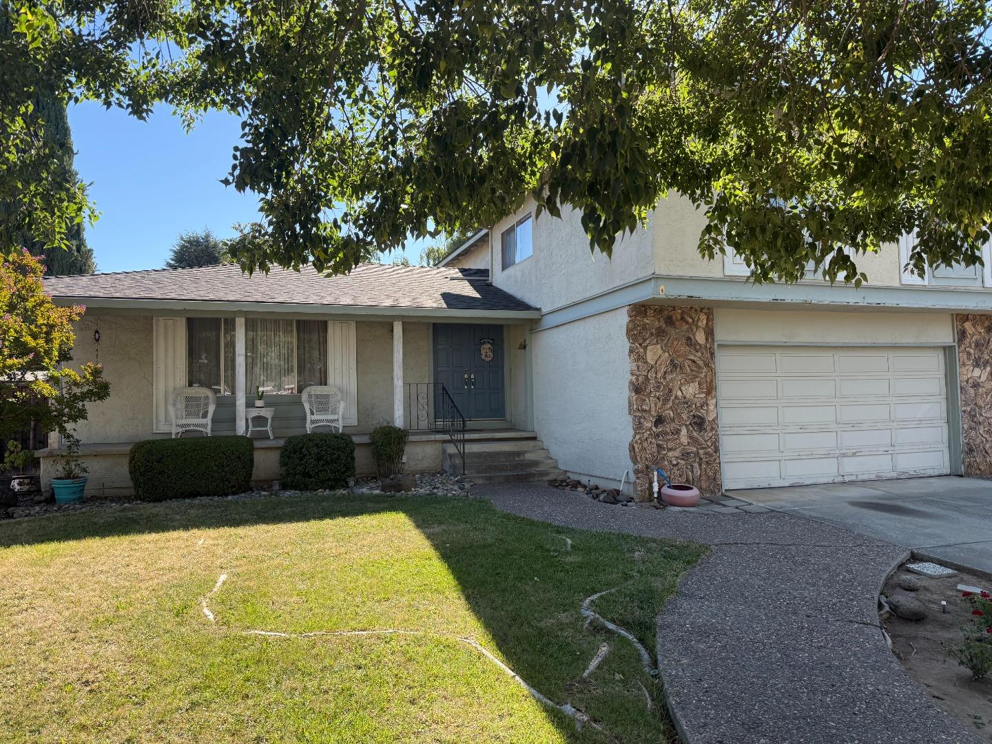 7040 Valley Forge Drive — photo