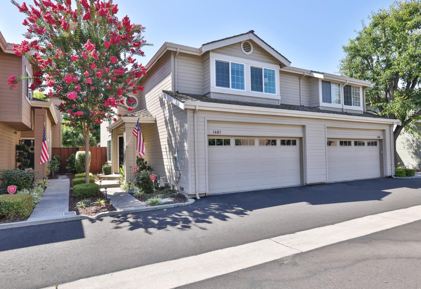 1487 Carrington Circle — photo