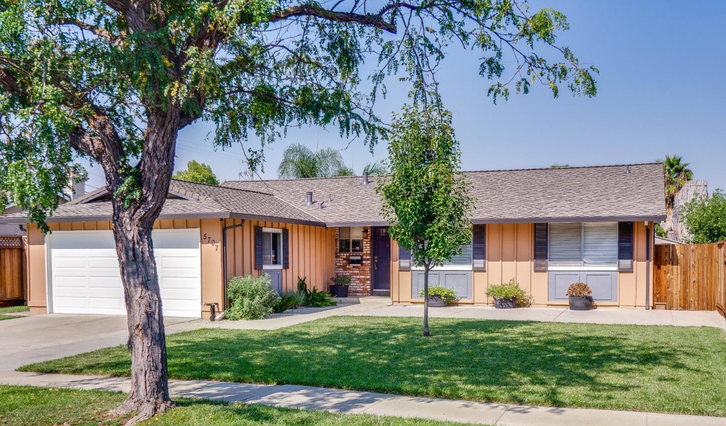 5707 Snell Way — photo