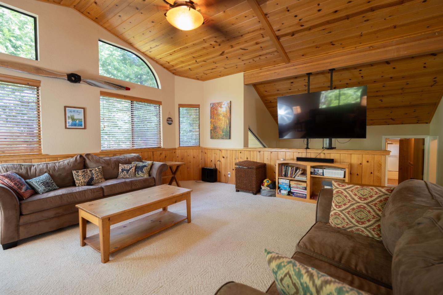 1265 Spring Valley Way — photo