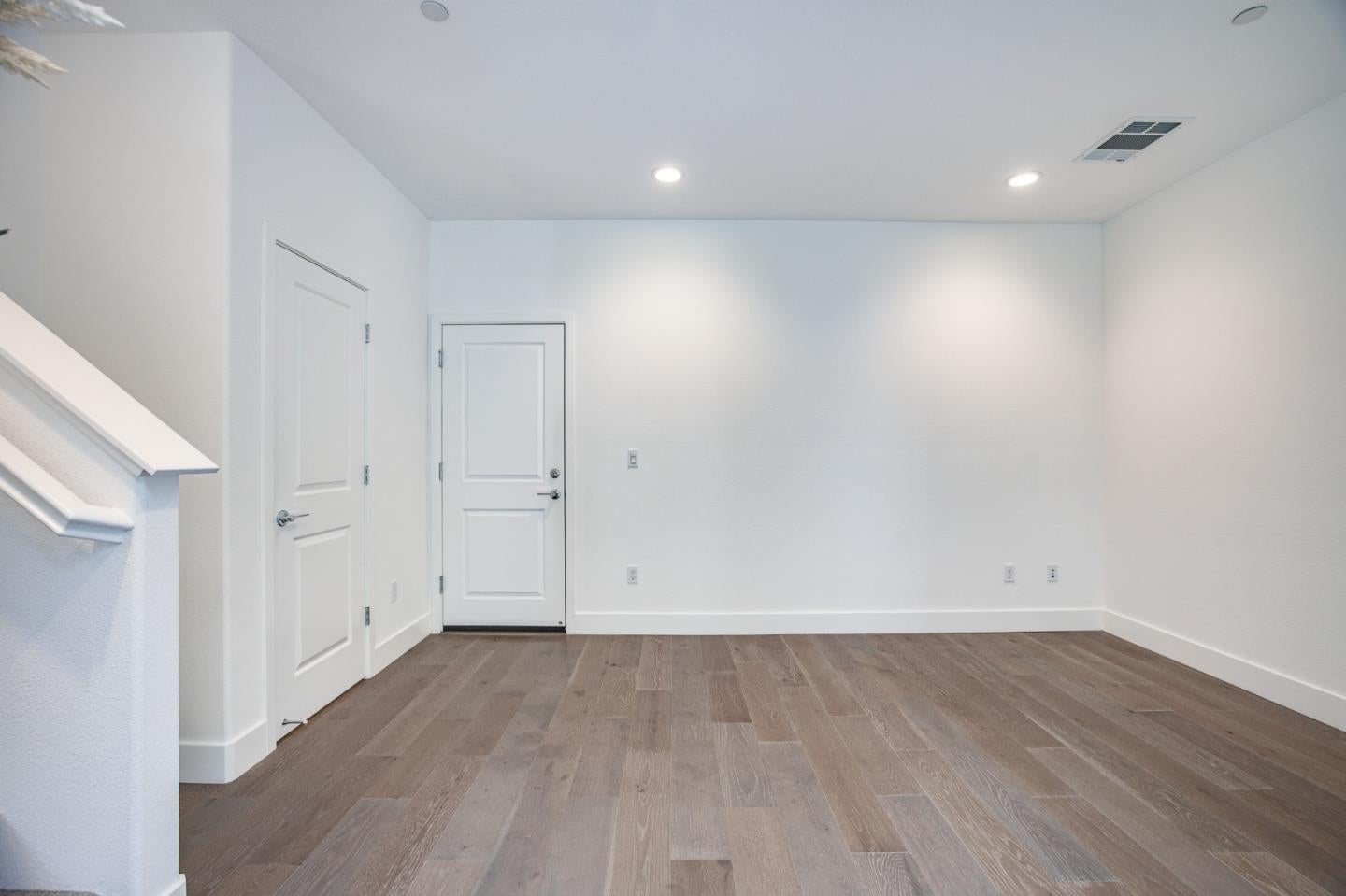 Home in Richmond, CA 94804 — photo 2