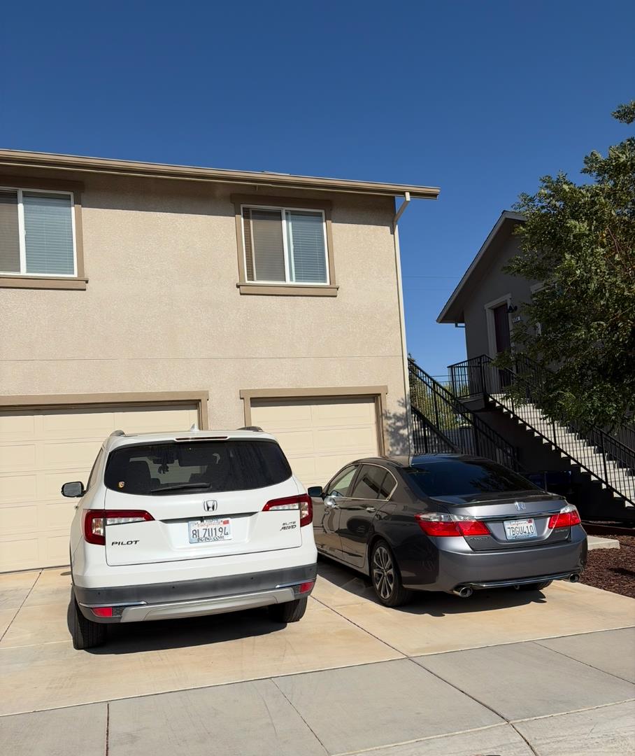 824 Vasquez Drive — photo