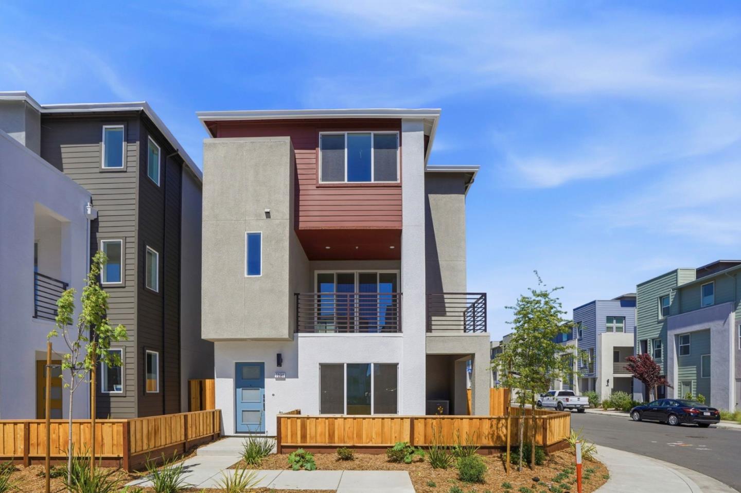 1002 Rojo Terrace — photo